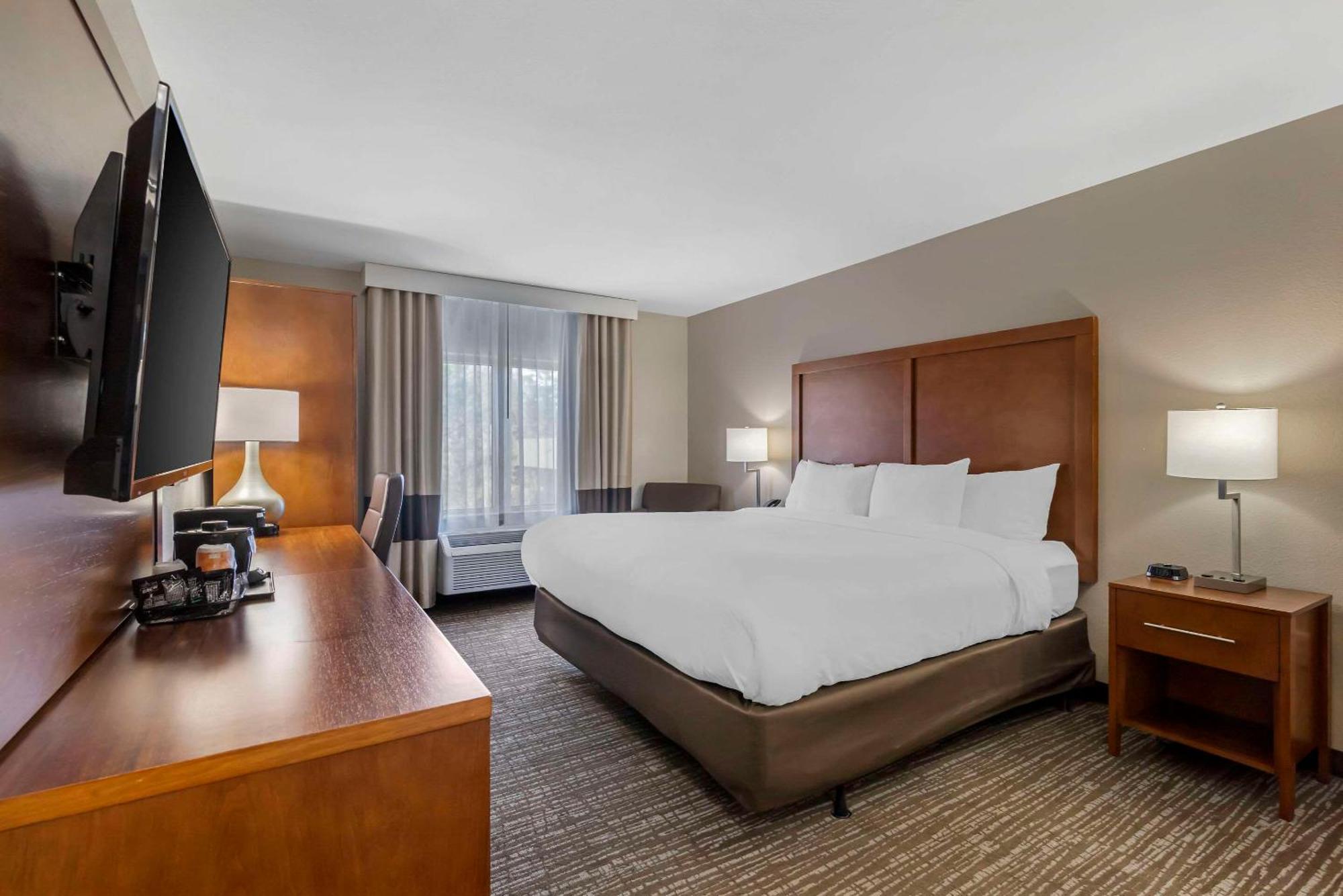 Comfort Inn & Suites Брансуик Экстерьер фото